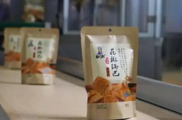 半個月接單500多萬袋，一年賣出3個多億——小鍋巴“襄”飄全國